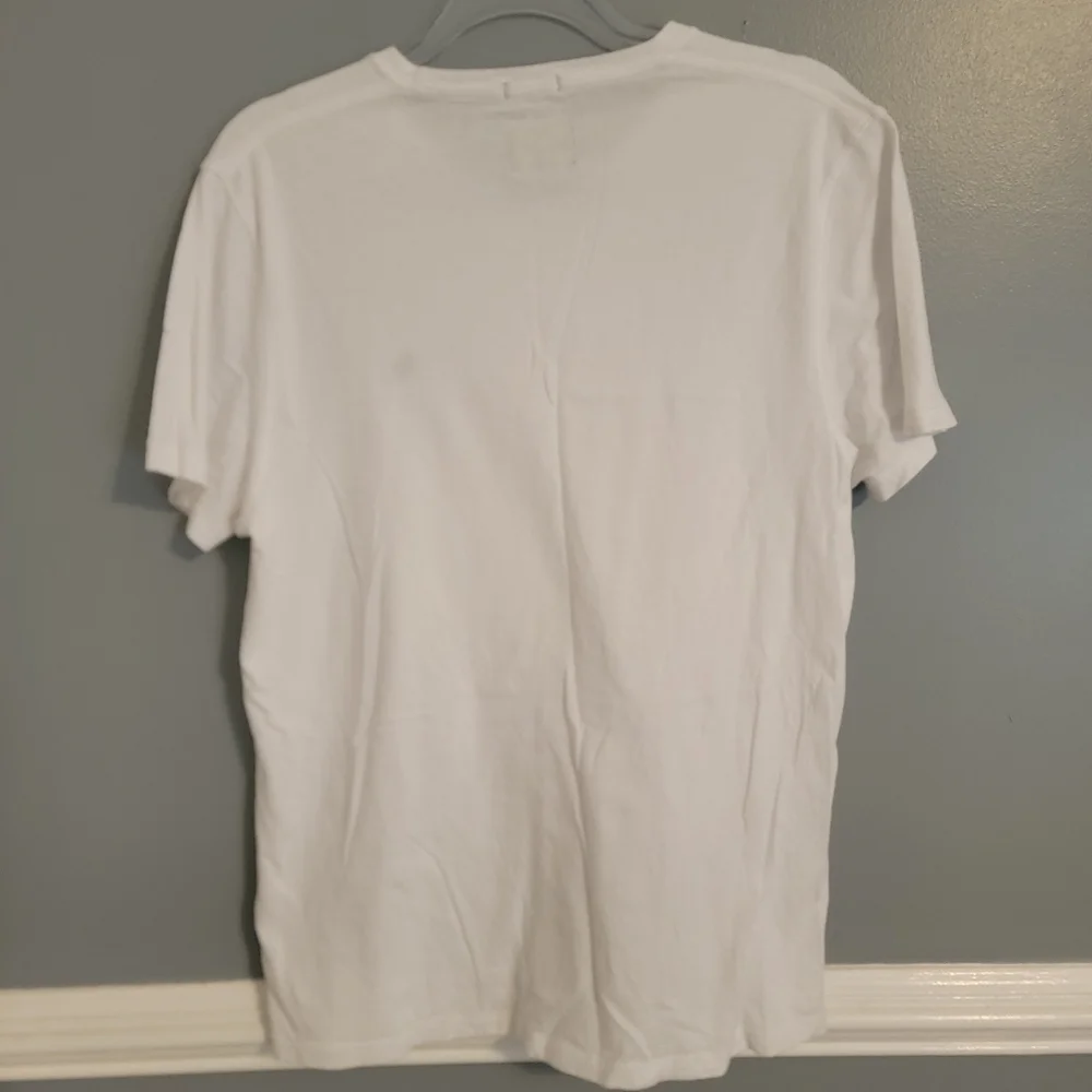 Abercrombie & Fitch White Short Sleeve Tee